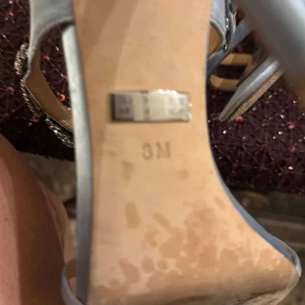 Badgley Mischka evening heels size 8 - Picture 4 of 6